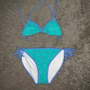 Never worn Vineyard Vines Strap Bikini!!!